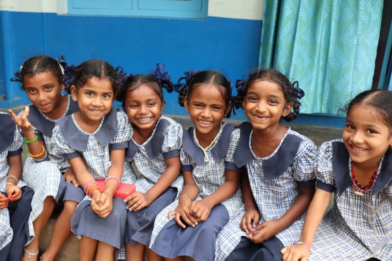 Vielen Mädchen in Indien wird der Besuch der Schule durch ihre Eltern verwehrt.